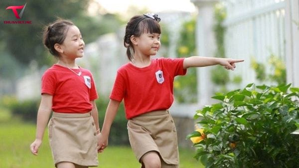 Tiêu chí chọn áo đồng phục lớp mầm non cho bé